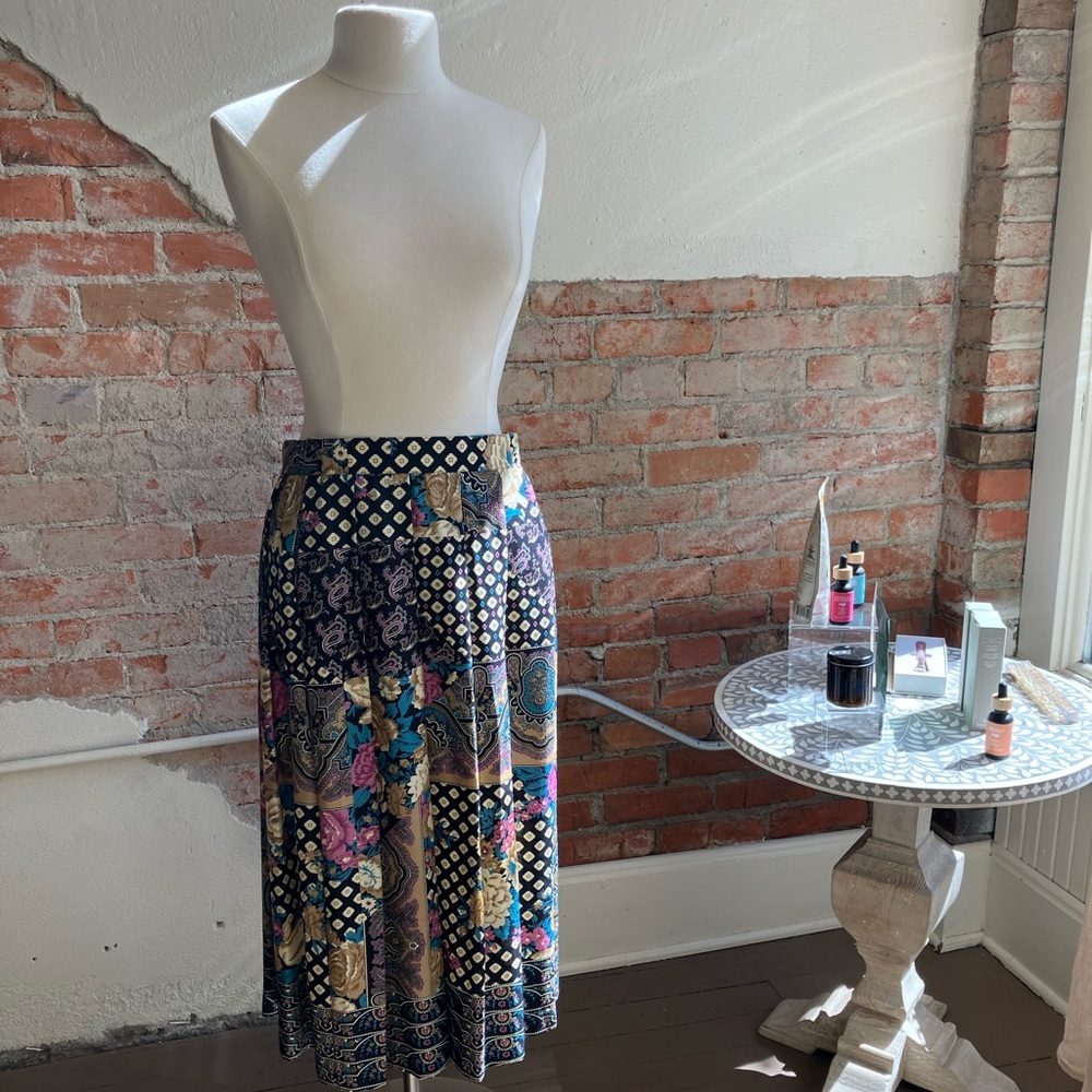 Koret Black Floral Vintage Skirt SIZE 14